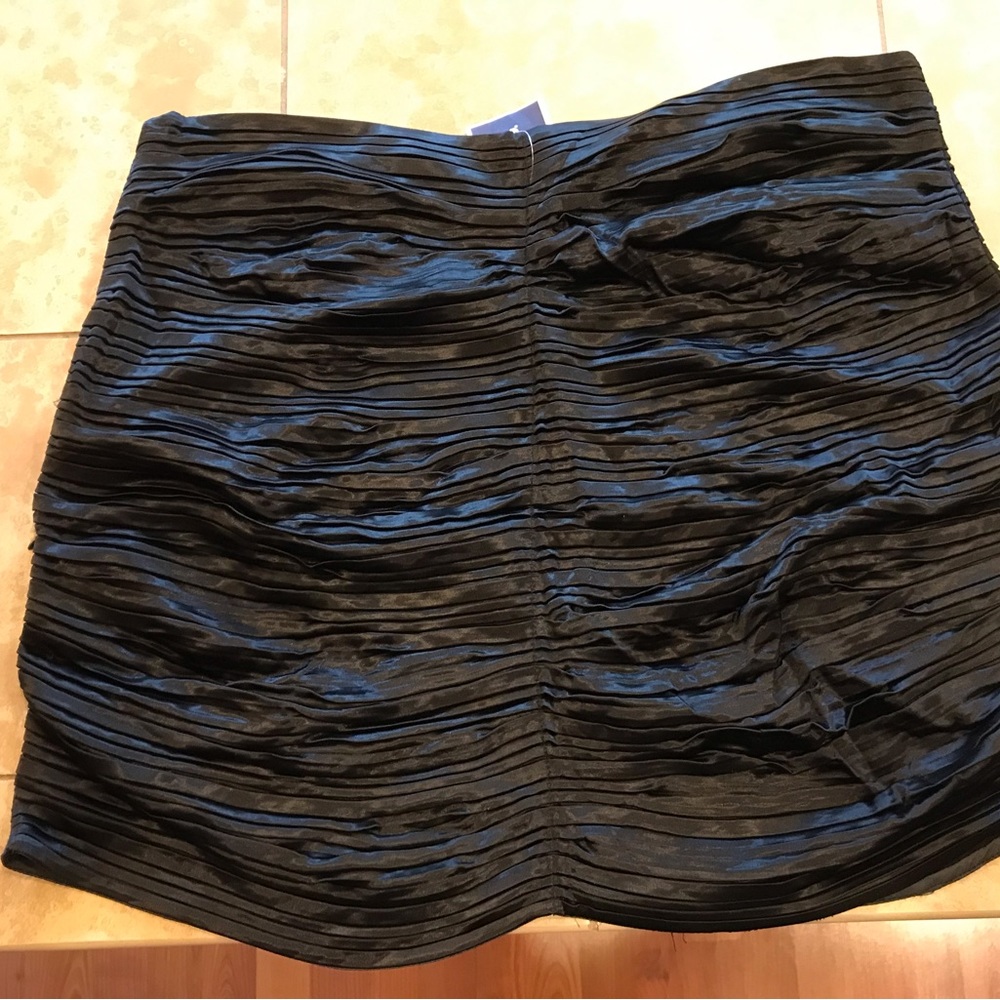 Gorgeous soft silky body hugging cute skirt